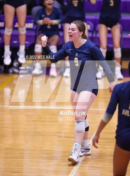 Thumbnail 1 in Arlington @ DeSoto Central photogallery.