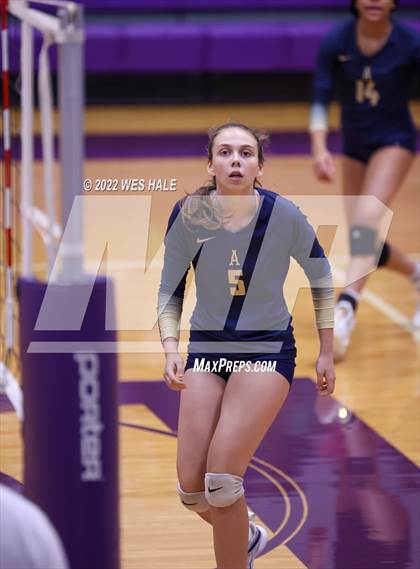 Thumbnail 1 in Arlington @ DeSoto Central photogallery.