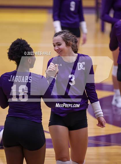Thumbnail 2 in Arlington @ DeSoto Central photogallery.