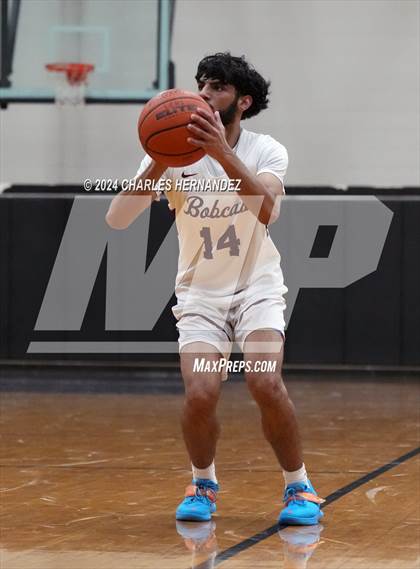 Thumbnail 3 in Bridgeland vs. Cy-Fair (Cy-Hoops Invitational) photogallery.