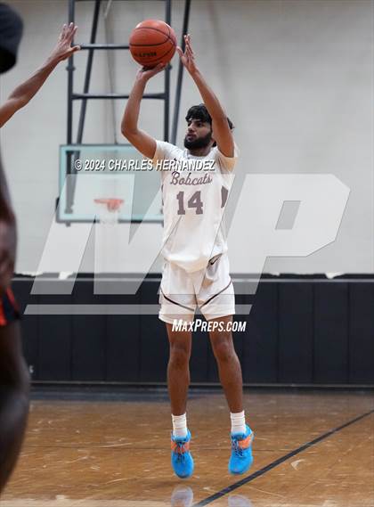 Thumbnail 2 in Bridgeland vs. Cy-Fair (Cy-Hoops Invitational) photogallery.
