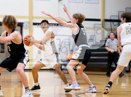 Thumbnail 1 in Buda Johnson vs Seguin photogallery.