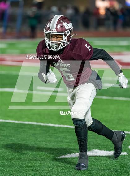 Thumbnail 2 in Lawrence North @ Lawrence Central (IHSAA 6A Sectional Final) photogallery.