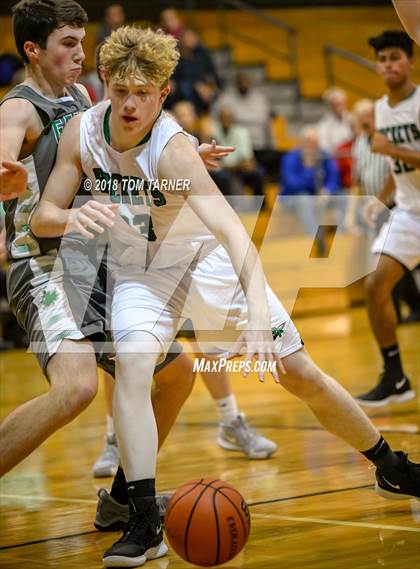 Thumbnail 1 in Rock Falls vs. Geneseo photogallery.