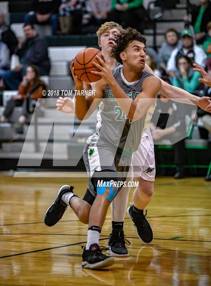 Thumbnail 2 in Rock Falls vs. Geneseo photogallery.