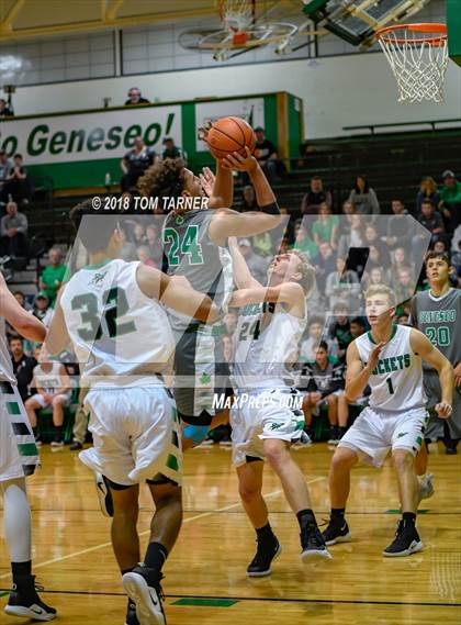 Thumbnail 2 in Rock Falls vs. Geneseo photogallery.