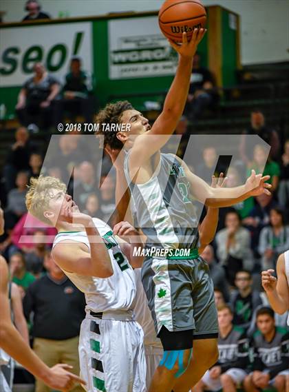 Thumbnail 3 in Rock Falls vs. Geneseo photogallery.