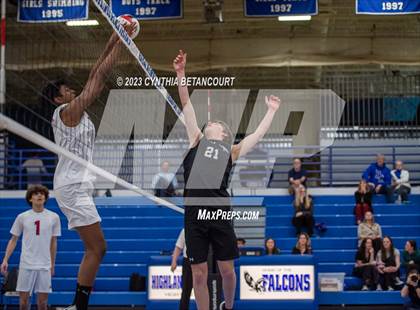 Thumbnail 2 in Highlands Ranch vs Cherry Creek photogallery.