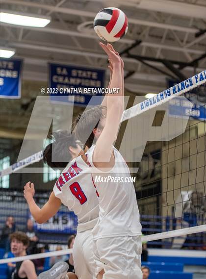 Thumbnail 3 in Highlands Ranch vs Cherry Creek photogallery.