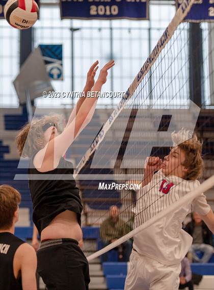 Thumbnail 1 in Highlands Ranch vs Cherry Creek photogallery.