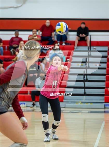 Thumbnail 2 in Mission Hills @ Cleveland (CIF State Division 4 Round 2) photogallery.