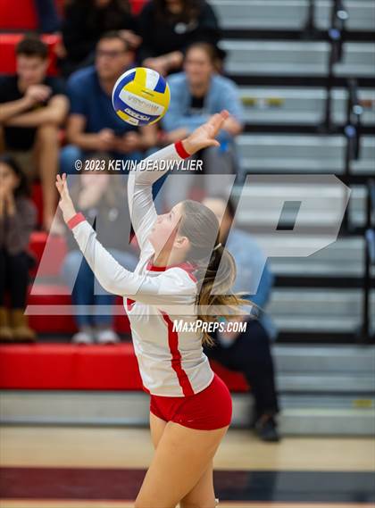 Thumbnail 2 in Mission Hills @ Cleveland (CIF State Division 4 Round 2) photogallery.