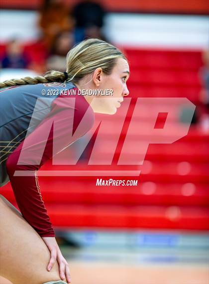 Thumbnail 3 in Mission Hills @ Cleveland (CIF State Division 4 Round 2) photogallery.