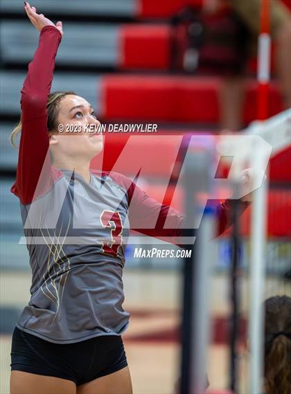 Thumbnail 3 in Mission Hills @ Cleveland (CIF State Division 4 Round 2) photogallery.