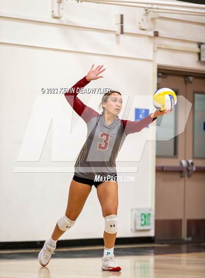 Thumbnail 2 in Mission Hills @ Cleveland (CIF State Division 4 Round 2) photogallery.