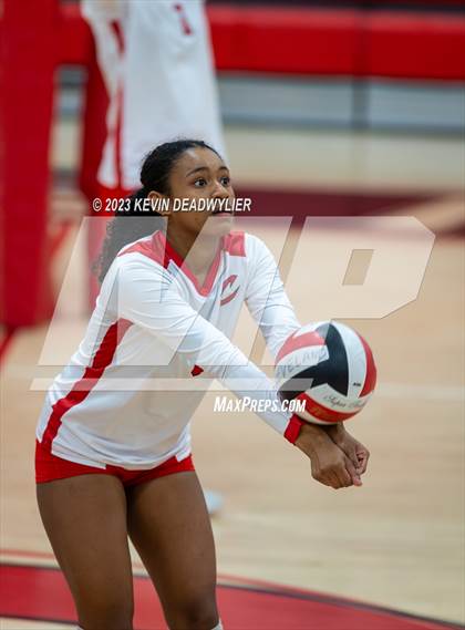 Thumbnail 3 in Mission Hills @ Cleveland (CIF State Division 4 Round 2) photogallery.