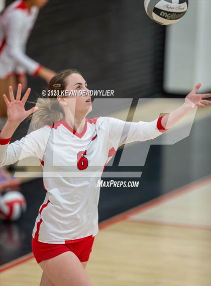 Thumbnail 1 in Mission Hills @ Cleveland (CIF State Division 4 Round 2) photogallery.