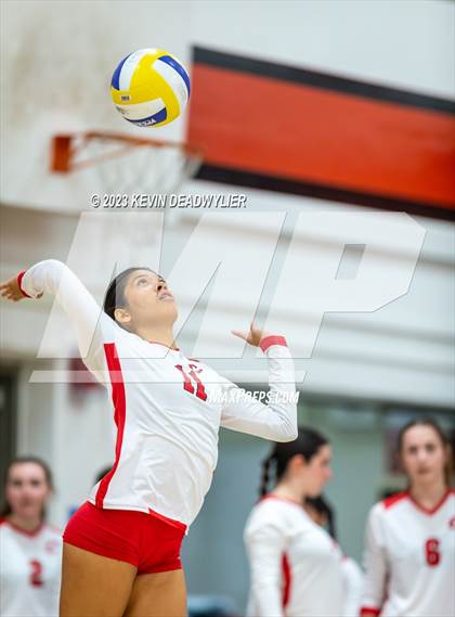 Thumbnail 3 in Mission Hills @ Cleveland (CIF State Division 4 Round 2) photogallery.