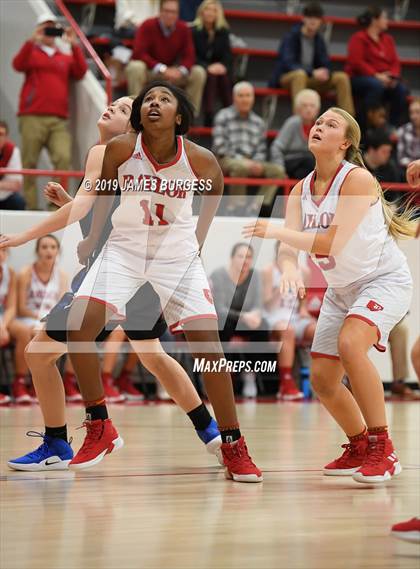 Thumbnail 2 in Girls Prep @ Baylor photogallery.