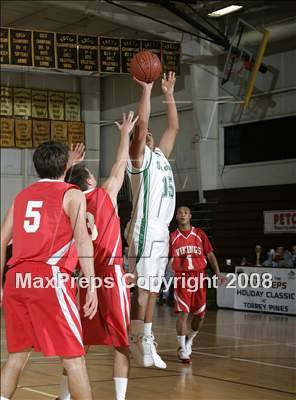 Thumbnail 2 in La Jolla vs. St. Joseph (MaxPreps Holiday Classic) photogallery.