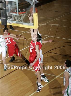 Thumbnail 3 in La Jolla vs. St. Joseph (MaxPreps Holiday Classic) photogallery.