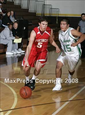 Thumbnail 1 in La Jolla vs. St. Joseph (MaxPreps Holiday Classic) photogallery.