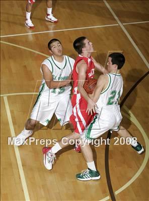 Thumbnail 2 in La Jolla vs. St. Joseph (MaxPreps Holiday Classic) photogallery.