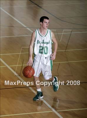 Thumbnail 3 in La Jolla vs. St. Joseph (MaxPreps Holiday Classic) photogallery.