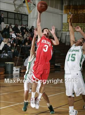 Thumbnail 3 in La Jolla vs. St. Joseph (MaxPreps Holiday Classic) photogallery.