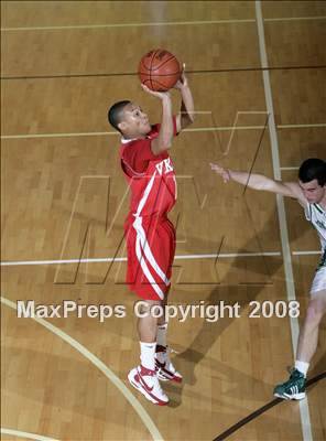 Thumbnail 3 in La Jolla vs. St. Joseph (MaxPreps Holiday Classic) photogallery.