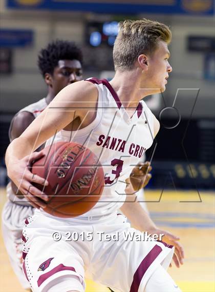 Thumbnail 1 in Patterson vs. Santa Cruz photogallery.