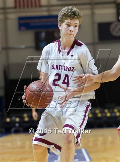 Thumbnail 1 in Patterson vs. Santa Cruz photogallery.