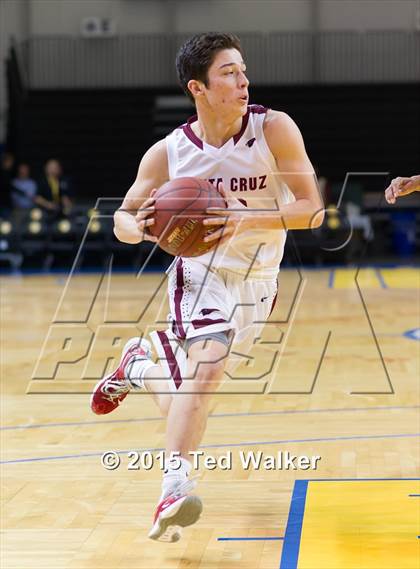 Thumbnail 2 in Patterson vs. Santa Cruz photogallery.