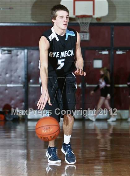 Thumbnail 1 in Rye Neck vs Mamaroneck (Mamaroneck Tiger Tournament) photogallery.