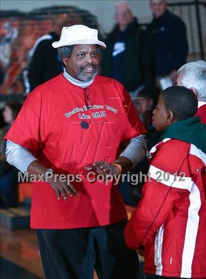 Thumbnail 3 in Rye Neck vs Mamaroneck (Mamaroneck Tiger Tournament) photogallery.