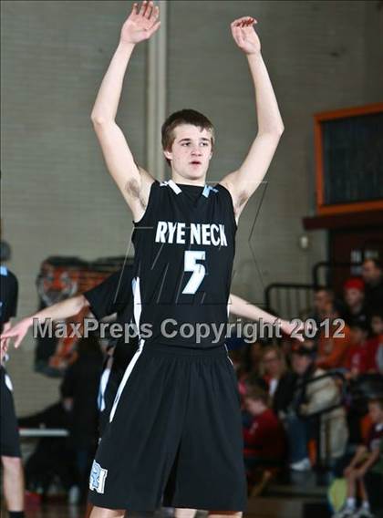 Thumbnail 1 in Rye Neck vs Mamaroneck (Mamaroneck Tiger Tournament) photogallery.