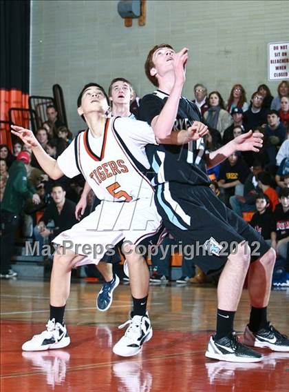 Thumbnail 1 in Rye Neck vs Mamaroneck (Mamaroneck Tiger Tournament) photogallery.