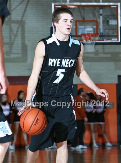 Thumbnail 3 in Rye Neck vs Mamaroneck (Mamaroneck Tiger Tournament) photogallery.