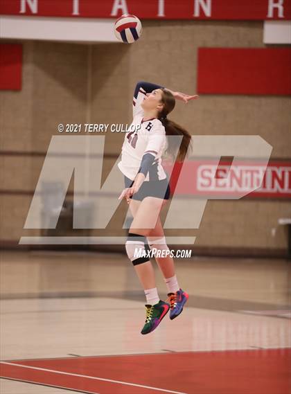 Thumbnail 2 in Herriman vs. Mountain Ridge (UHSAA 6A First Round) photogallery.