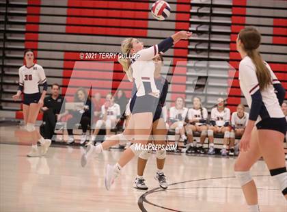 Thumbnail 1 in Herriman vs. Mountain Ridge (UHSAA 6A First Round) photogallery.