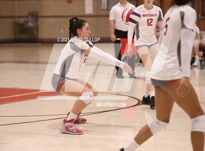 Thumbnail 3 in Herriman vs. Mountain Ridge (UHSAA 6A First Round) photogallery.