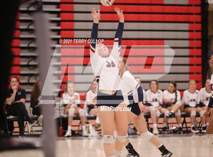 Thumbnail 1 in Herriman vs. Mountain Ridge (UHSAA 6A First Round) photogallery.