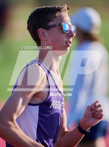 Thumbnail 1 in Lake Houston Conquerors Invitational (3200M) photogallery.