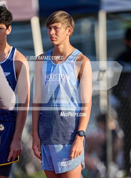 Thumbnail 1 in Lake Houston Conquerors Invitational (3200M) photogallery.