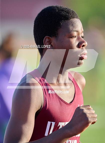 Thumbnail 2 in Lake Houston Conquerors Invitational (3200M) photogallery.