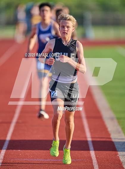 Thumbnail 3 in Lake Houston Conquerors Invitational (3200M) photogallery.