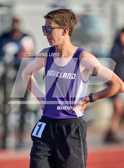 Thumbnail 2 in Lake Houston Conquerors Invitational (3200M) photogallery.