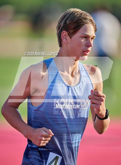 Thumbnail 3 in Lake Houston Conquerors Invitational (3200M) photogallery.