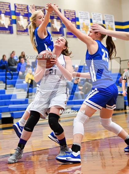 Thumbnail 1 in Douglass vs Childress (Lipan HD Howard Classic) photogallery.