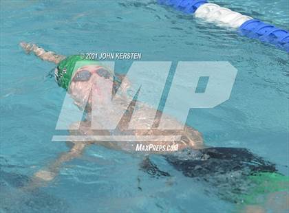 Thumbnail 2 in Tarpon Invitational photogallery.